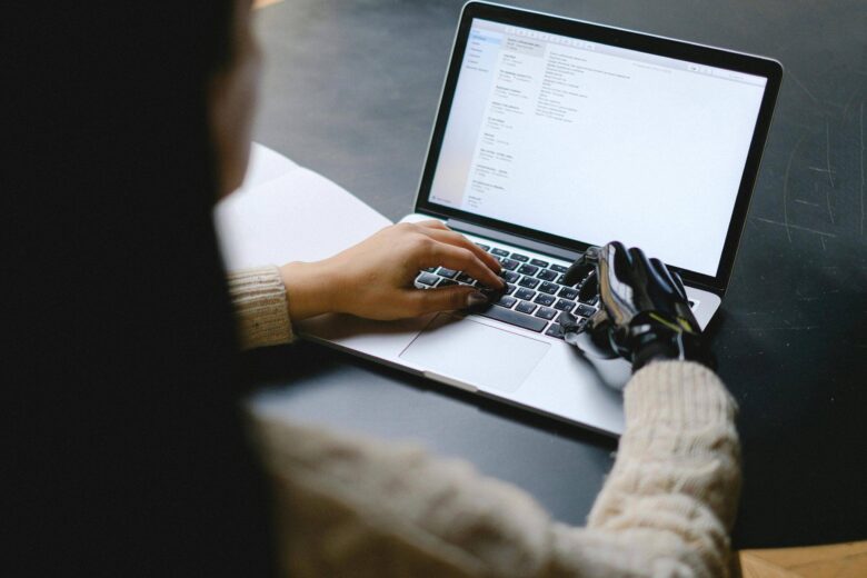 Navigating Entrepreneurship vs. Employment in Canada| About Staffing